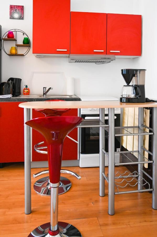 Backpacker Apartment Bahnhof Відень Екстер'єр фото